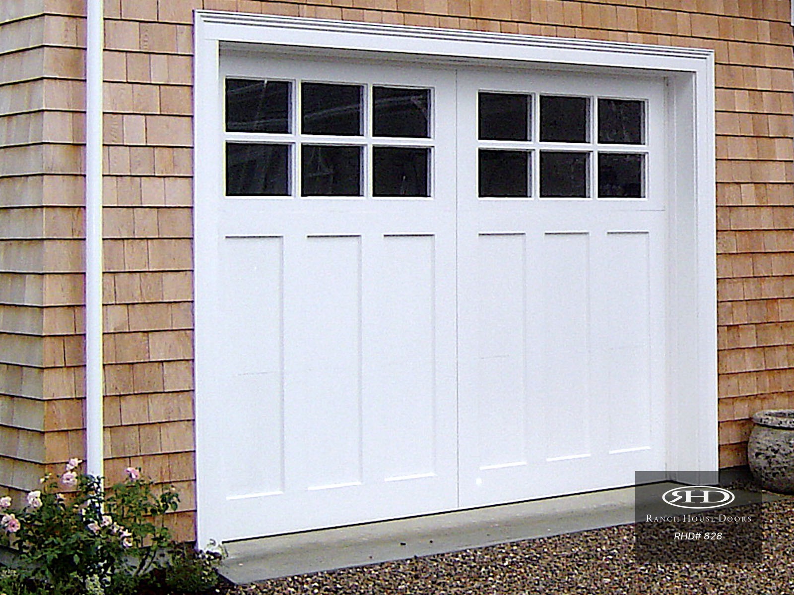 RHD 828