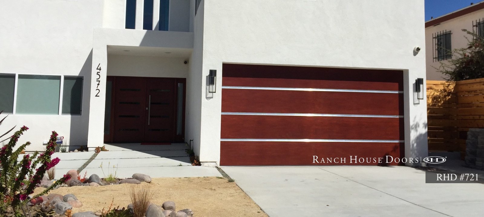 Ranch House Doors Contemporary style 721