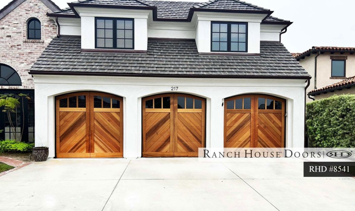 Ranch House Doors Farmhouse style 8541